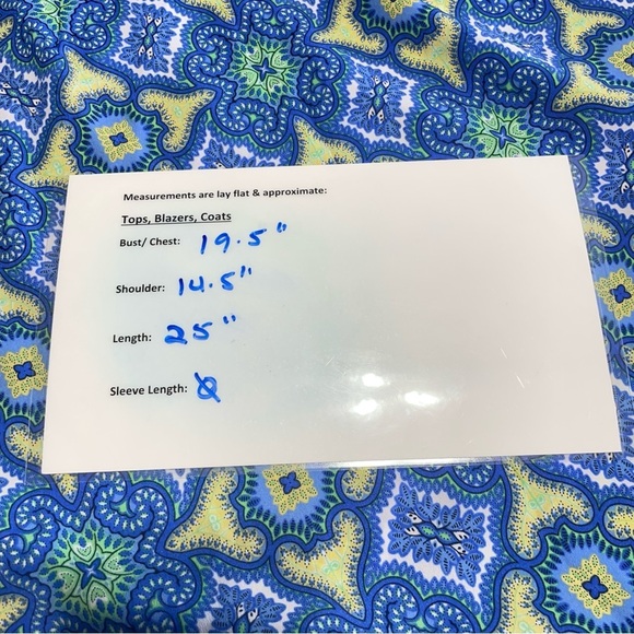 Talbots Women's Top Size 12 Sleeveless Yellow Blue Floral Lightweight Medallion - Picture 6 of 10